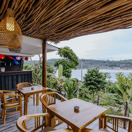 מלון Sunday Huts Lembongan מראה חיצוני תמונה
