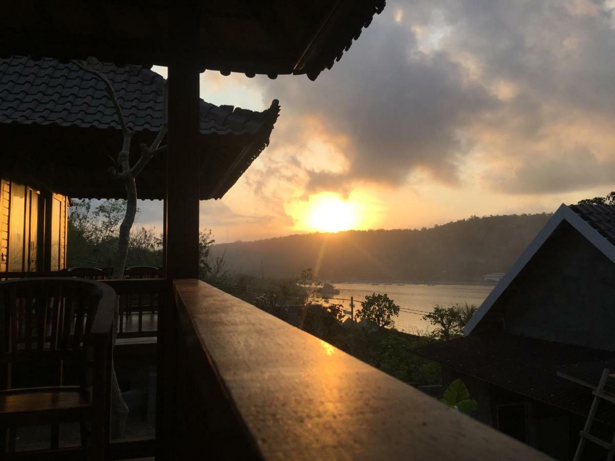 מלון Sunday Huts Lembongan מראה חיצוני תמונה