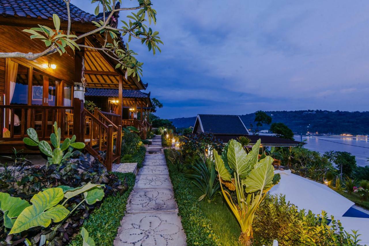 מלון Sunday Huts Lembongan מראה חיצוני תמונה