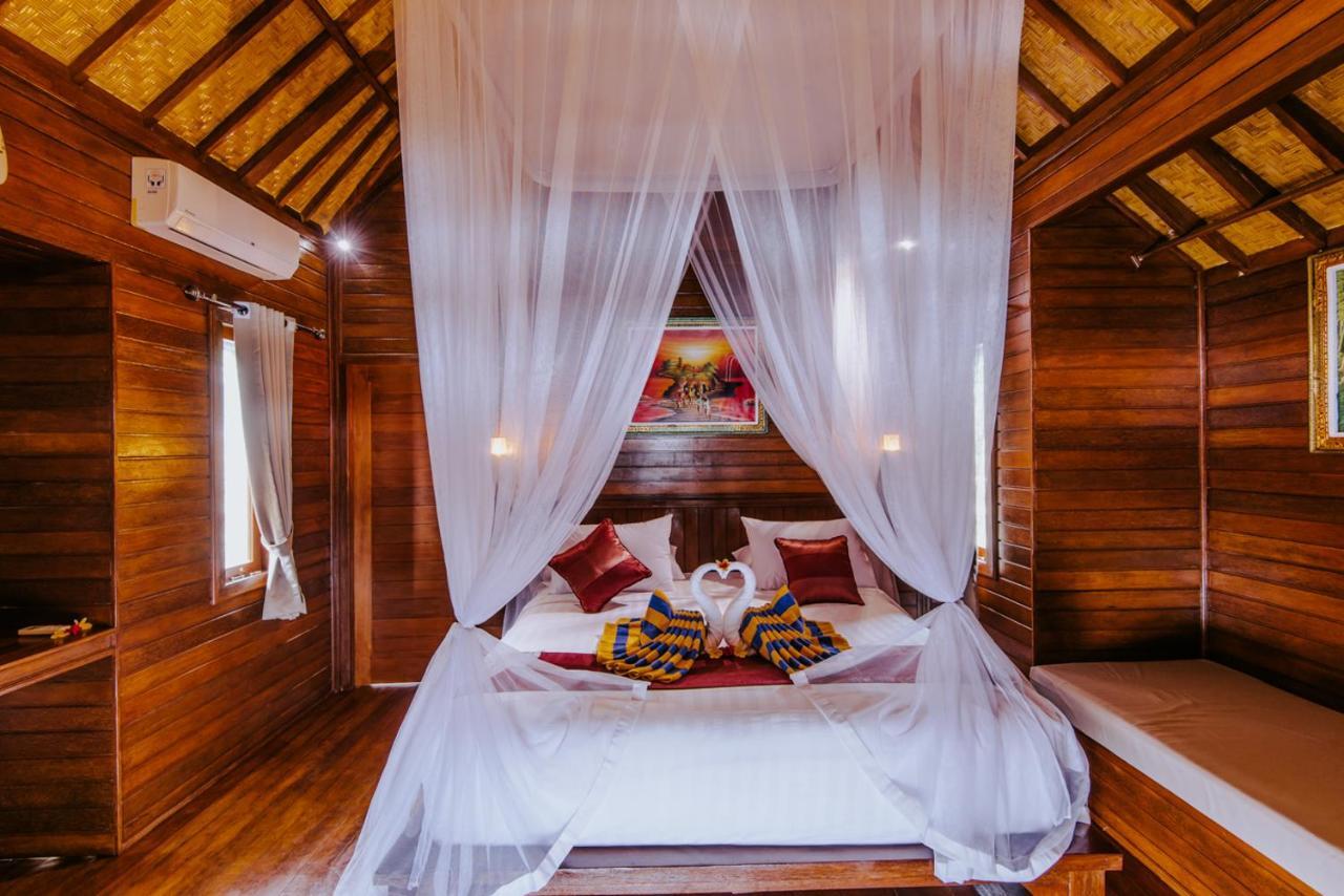 מלון Sunday Huts Lembongan מראה חיצוני תמונה